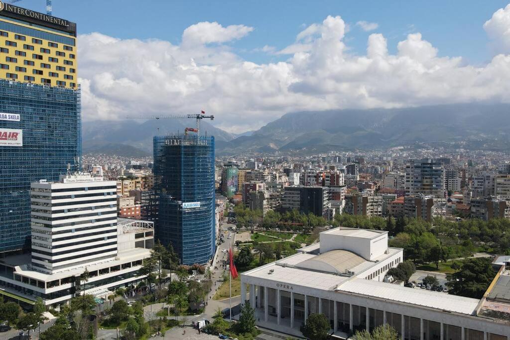 Central Apartment Tirana Bagian luar foto